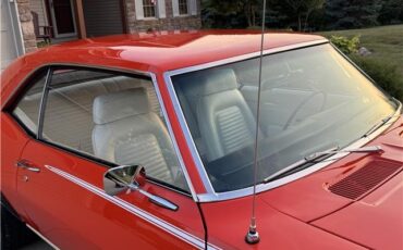 Chevrolet-Camaro-1969-2-Door-Coupe-33