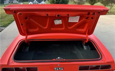 Chevrolet-Camaro-1969-2-Door-Coupe-9