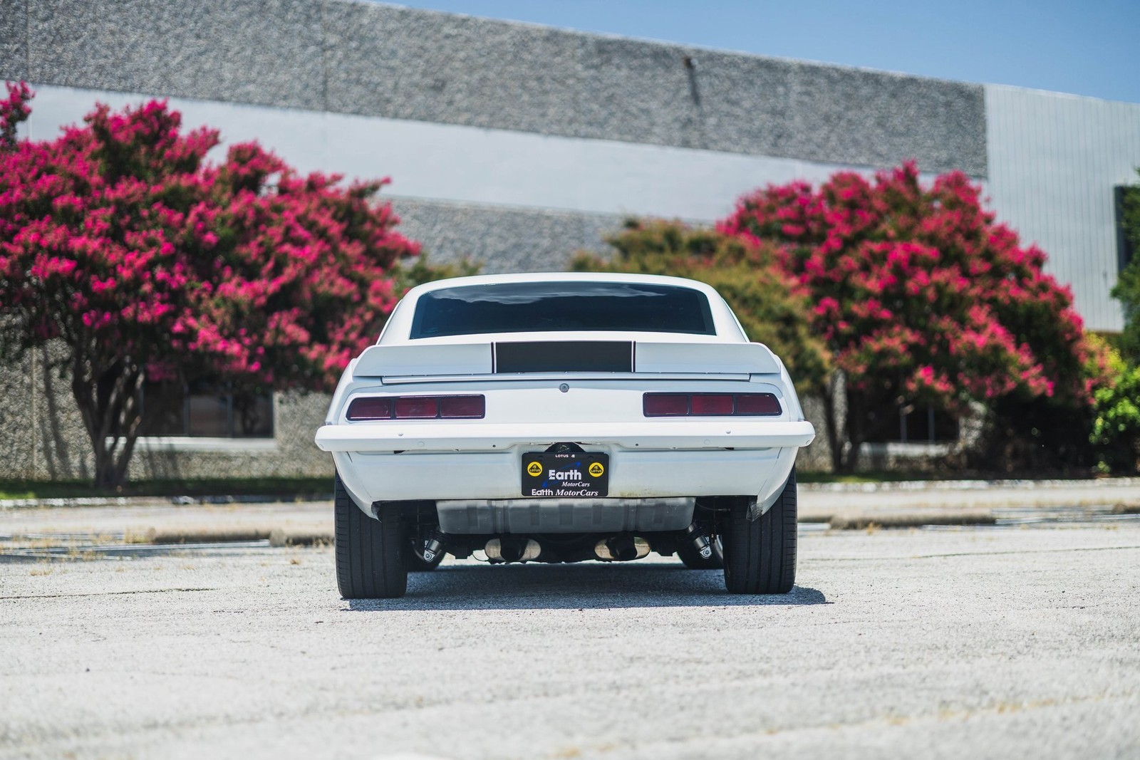 Chevrolet-Camaro-1969-2D-Coupe-10