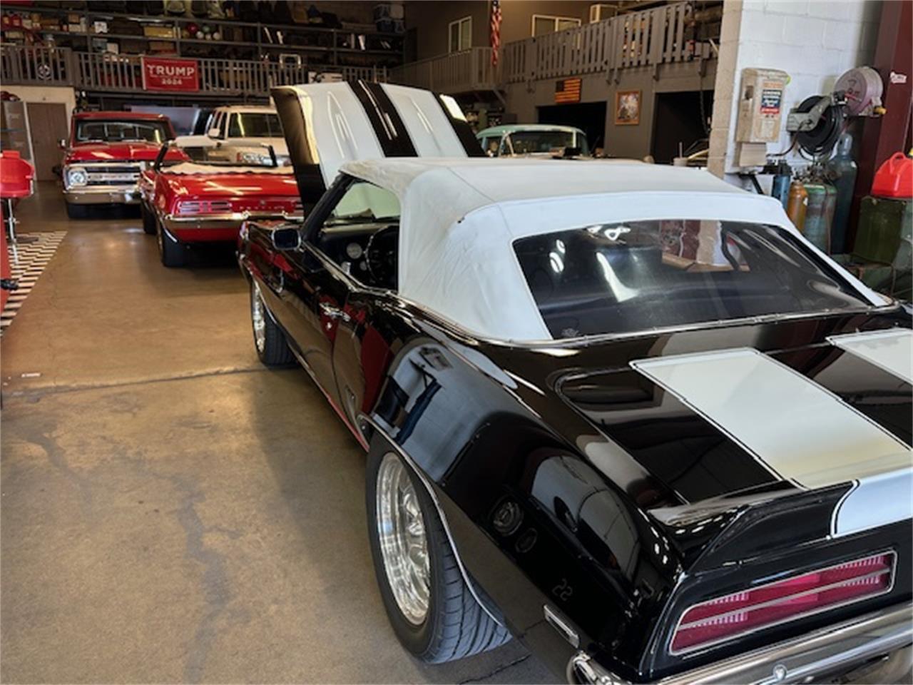 Chevrolet-Camaro-1969-Black-Houndstooth-13