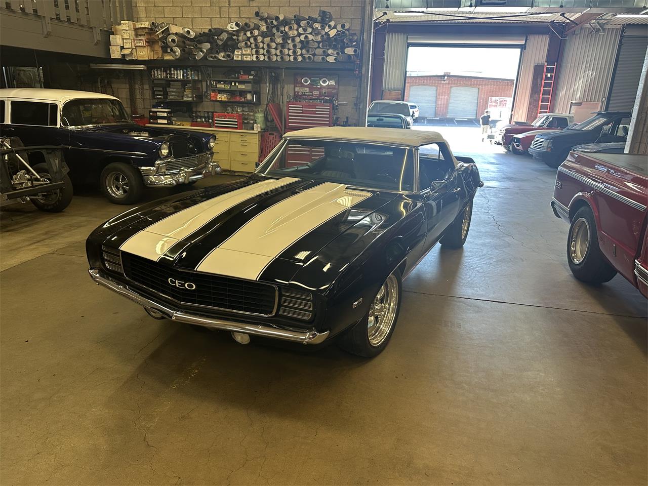 Chevrolet-Camaro-1969-Black-Houndstooth-21
