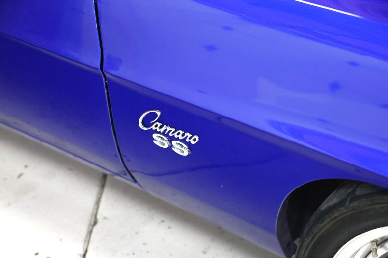 Chevrolet-Camaro-1969-Blue-Metallic-Black-ampamp-White-Ho-26