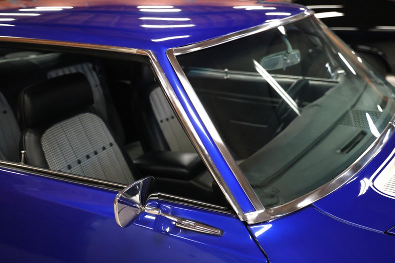 Chevrolet-Camaro-1969-Blue-Metallic-Black-ampamp-White-Ho-28