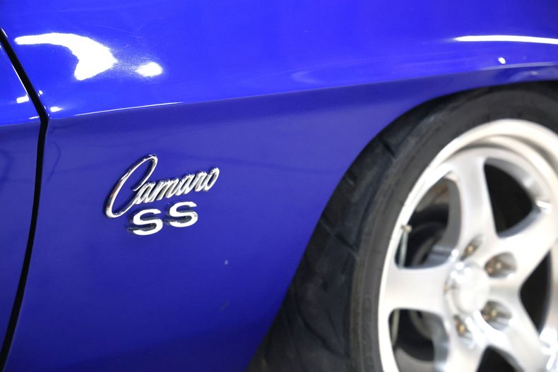 Chevrolet-Camaro-1969-Blue-Metallic-Black-ampamp-White-Ho-33