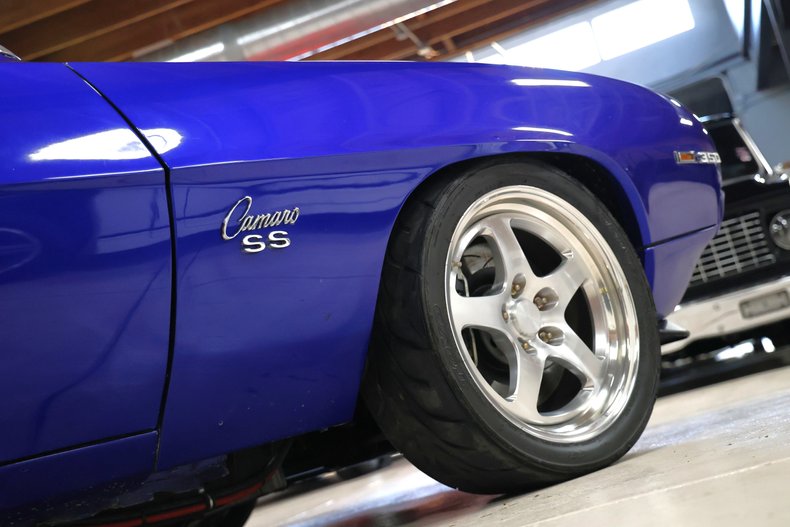 Chevrolet-Camaro-1969-Blue-Metallic-Black-ampamp-White-Ho-37
