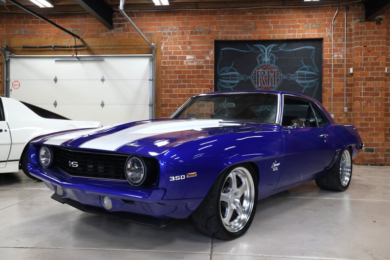 Chevrolet-Camaro-1969-Blue-Metallic-Black-ampamp-White-Ho-4