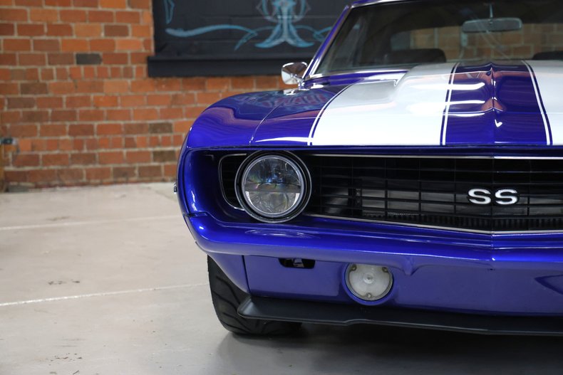 Chevrolet-Camaro-1969-Blue-Metallic-Black-ampamp-White-Ho-9