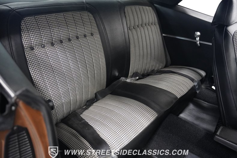 Chevrolet-Camaro-1969-Bronze-Black-ampamp-White-Ho-47