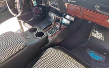 Chevrolet-Camaro-1969-Coupe-11