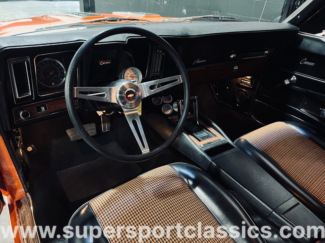 Chevrolet-Camaro-1969-Coupe-15