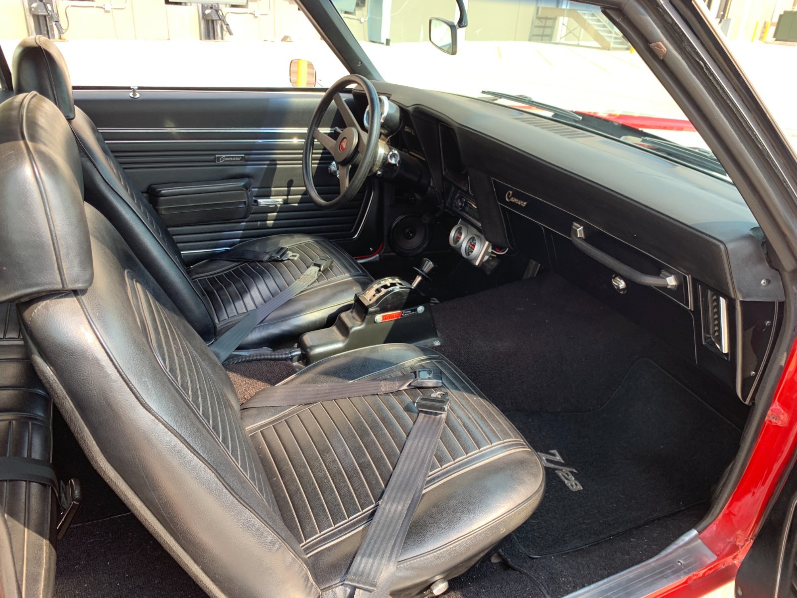 Chevrolet-Camaro-1969-Coupe-19