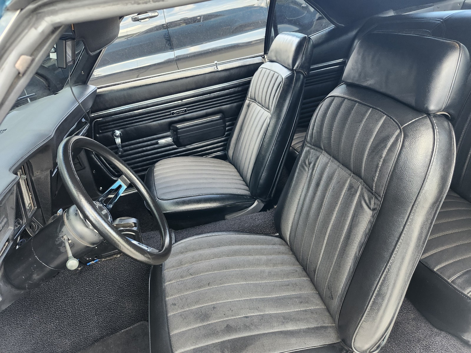 Chevrolet-Camaro-1969-Coupe-19