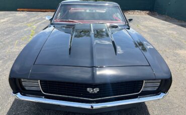 Chevrolet-Camaro-1969-Coupe-2