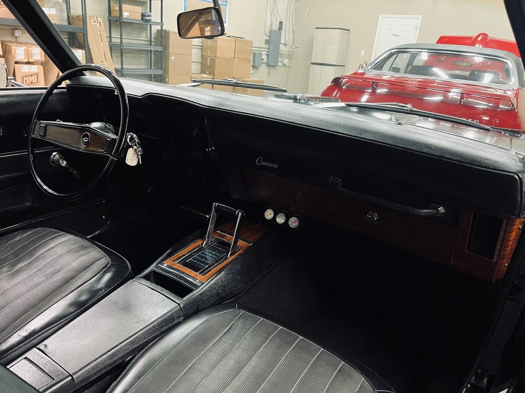 Chevrolet-Camaro-1969-Coupe-20