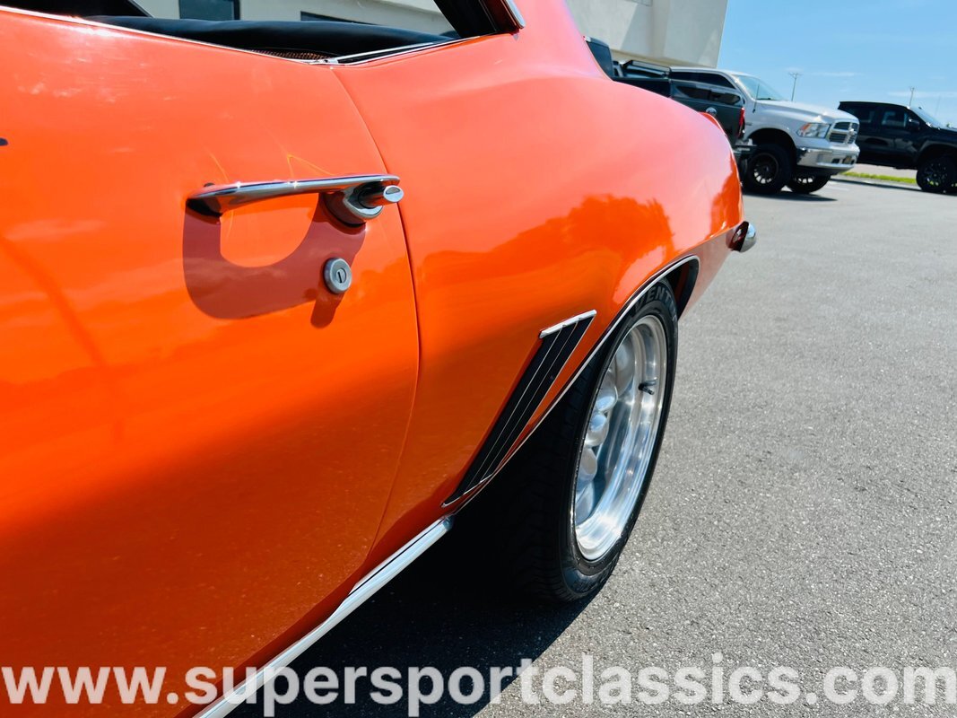 Chevrolet-Camaro-1969-Coupe-26
