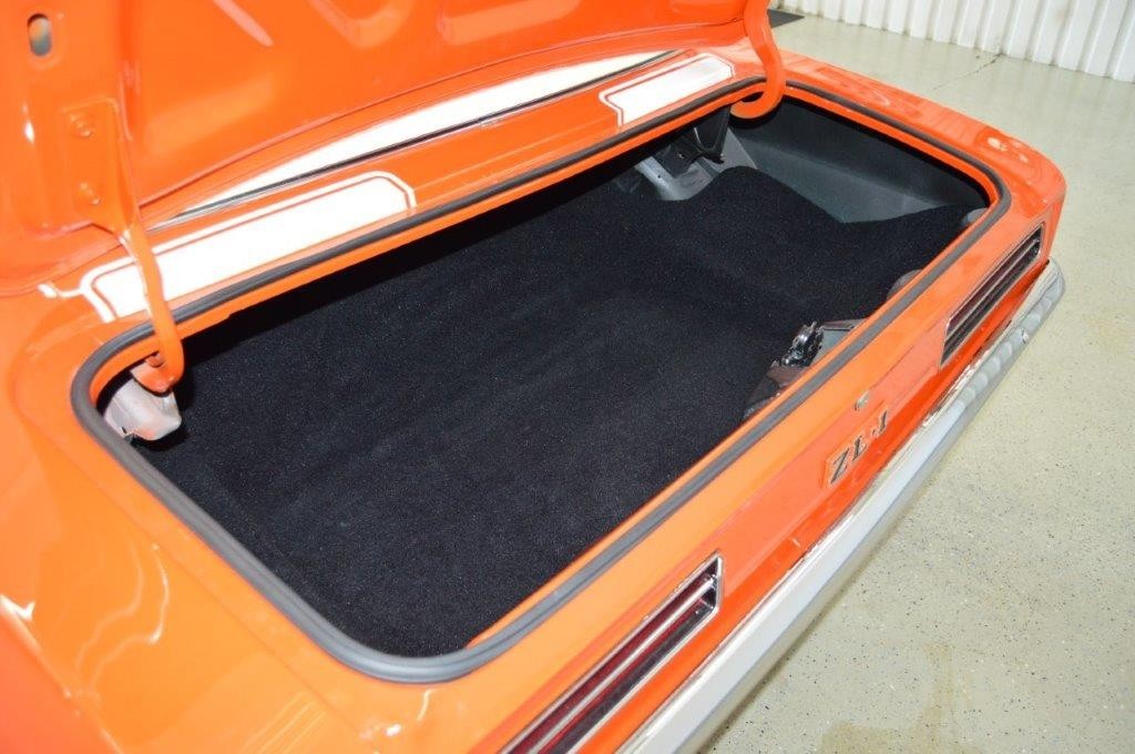 Chevrolet-Camaro-1969-Coupe-30