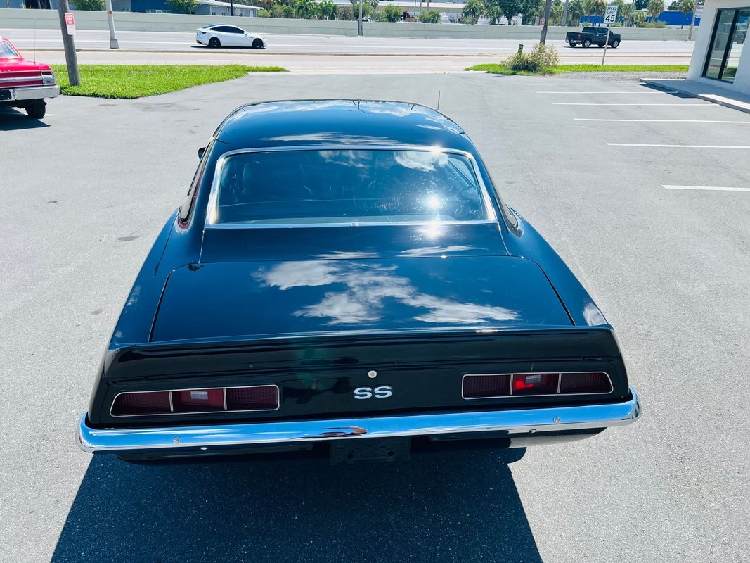 Chevrolet-Camaro-1969-Coupe-4