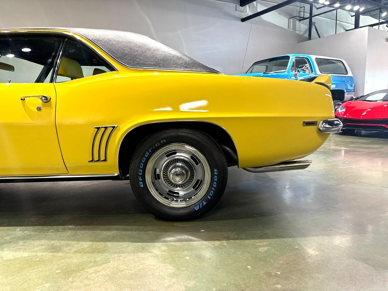 Chevrolet-Camaro-1969-Coupe-4