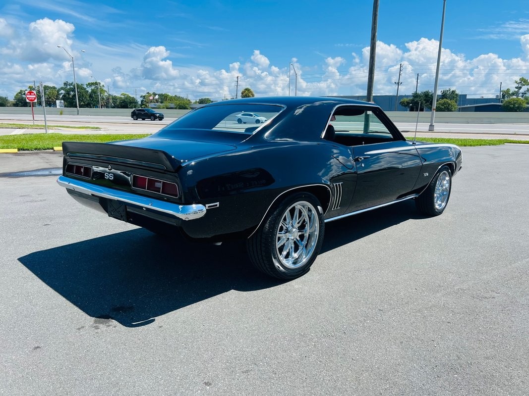 Chevrolet-Camaro-1969-Coupe-5