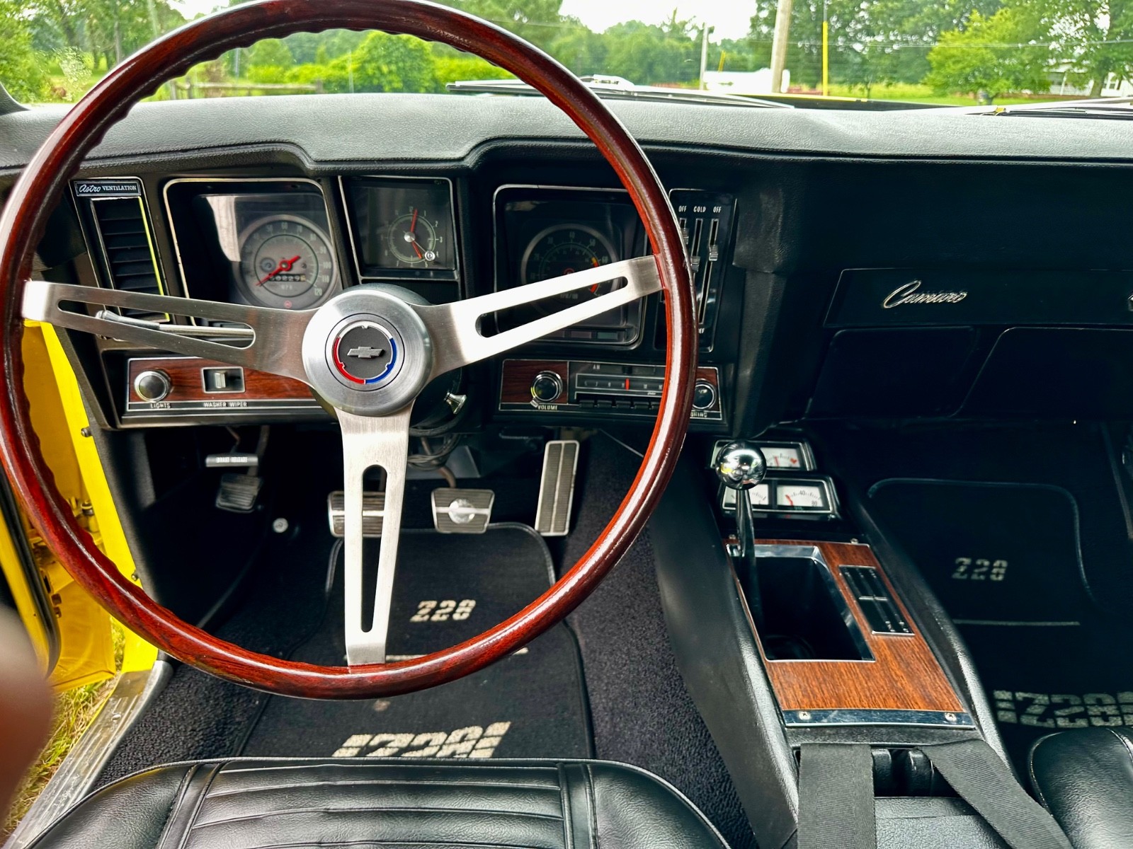 Chevrolet-Camaro-1969-Coupe-8