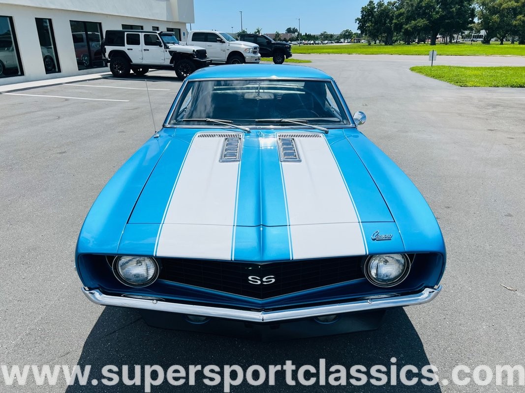 Chevrolet-Camaro-1969-Coupe-9