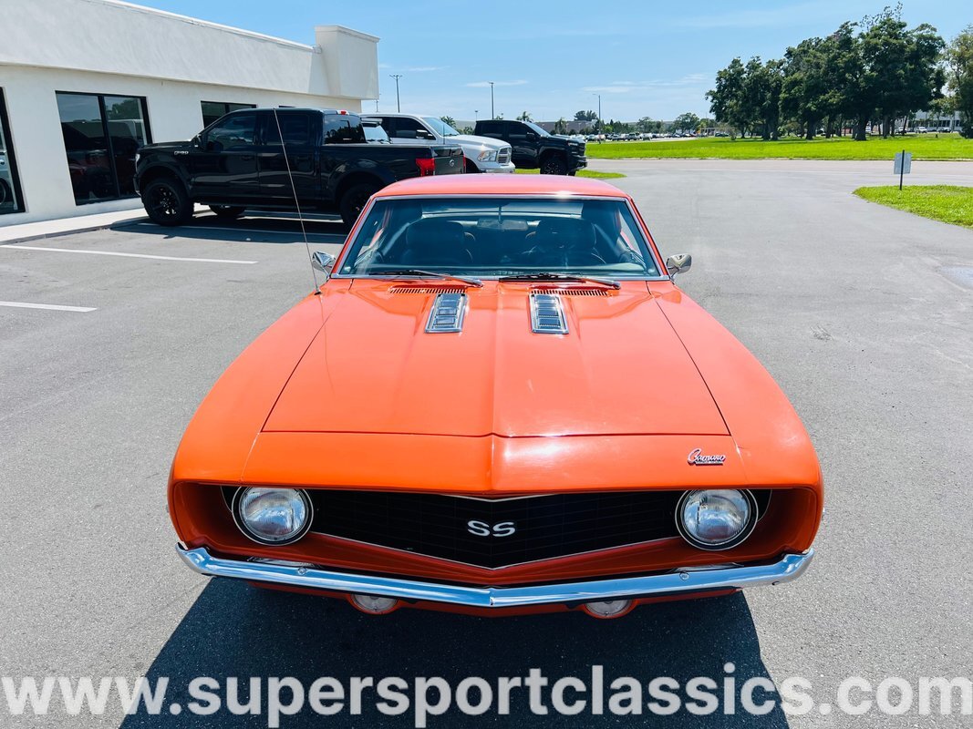 Chevrolet-Camaro-1969-Coupe-9