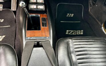 Chevrolet-Camaro-1969-Coupe-9