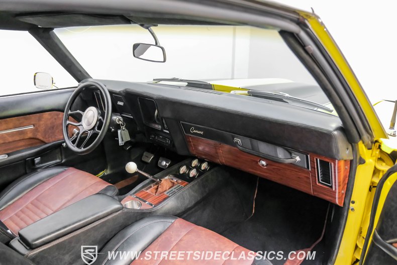 Chevrolet-Camaro-1969-Daytona-Yellow-Black-11