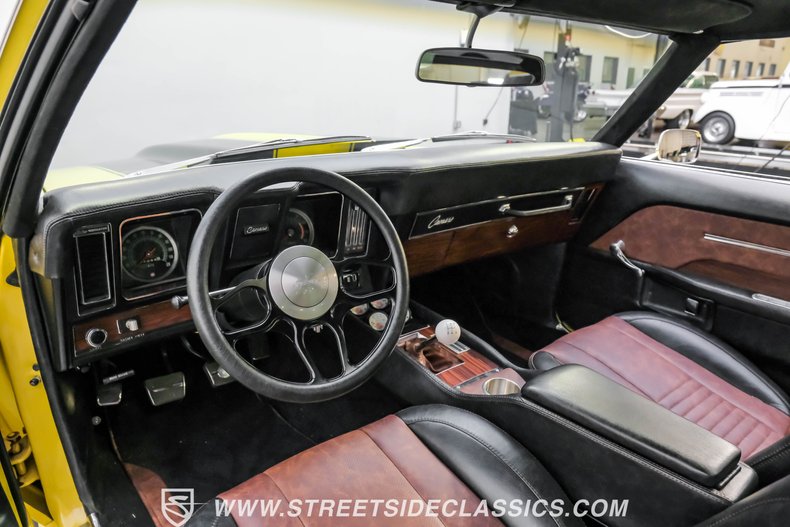 Chevrolet-Camaro-1969-Daytona-Yellow-Black-2