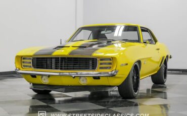 Chevrolet-Camaro-1969-Daytona-Yellow-Black-3
