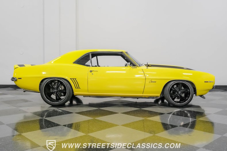Chevrolet-Camaro-1969-Daytona-Yellow-Black-33