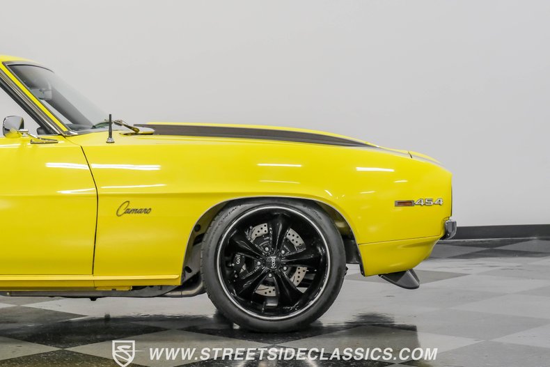 Chevrolet-Camaro-1969-Daytona-Yellow-Black-35