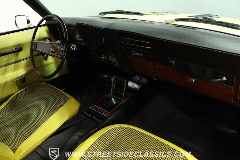 Chevrolet-Camaro-1969-Daytona-Yellow-Yellow-Houndstooth-6