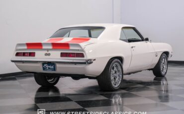 Chevrolet-Camaro-1969-Dover-White-Black-13