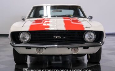 Chevrolet-Camaro-1969-Dover-White-Black-18