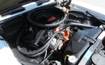 Chevrolet-Camaro-1969-Dover-White-Black-18