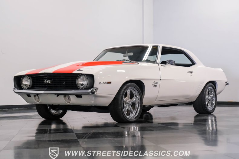 Chevrolet-Camaro-1969-Dover-White-Black-22