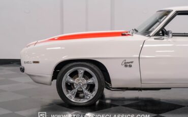 Chevrolet-Camaro-1969-Dover-White-Black-24