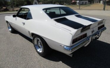 Chevrolet-Camaro-1969-Dover-White-Black-4