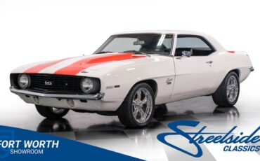 Chevrolet-Camaro-1969-Dover-White-Black-46