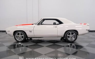 Chevrolet-Camaro-1969-Dover-White-Black