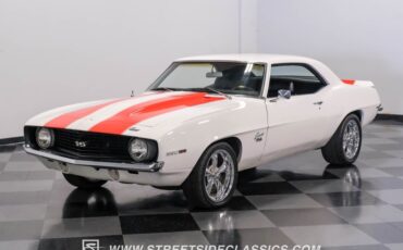 Chevrolet-Camaro-1969-Dover-White-Black-6