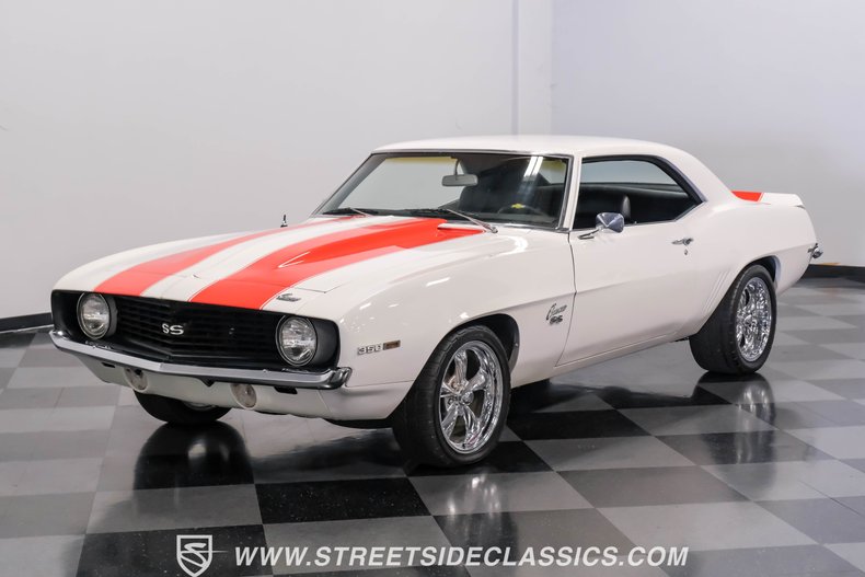 Chevrolet-Camaro-1969-Dover-White-Black-6