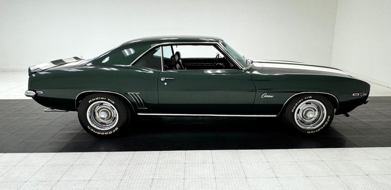 Chevrolet-Camaro-1969-Fathom-Green-Black-11