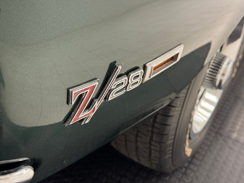 Chevrolet-Camaro-1969-Fathom-Green-Black-15