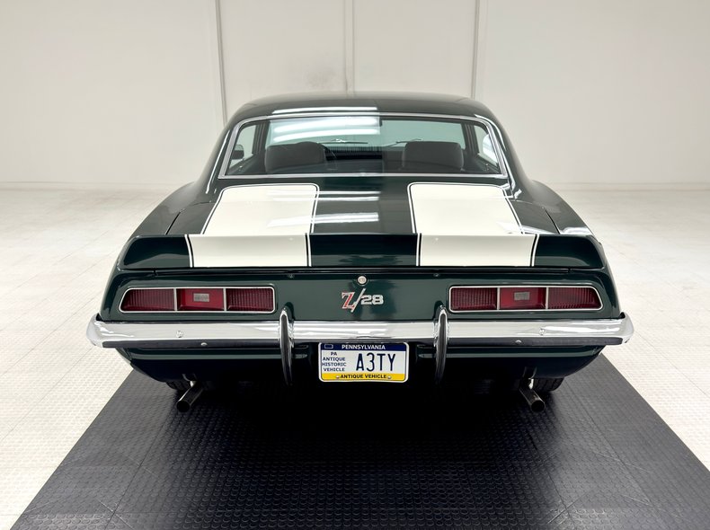 Chevrolet-Camaro-1969-Fathom-Green-Black-9