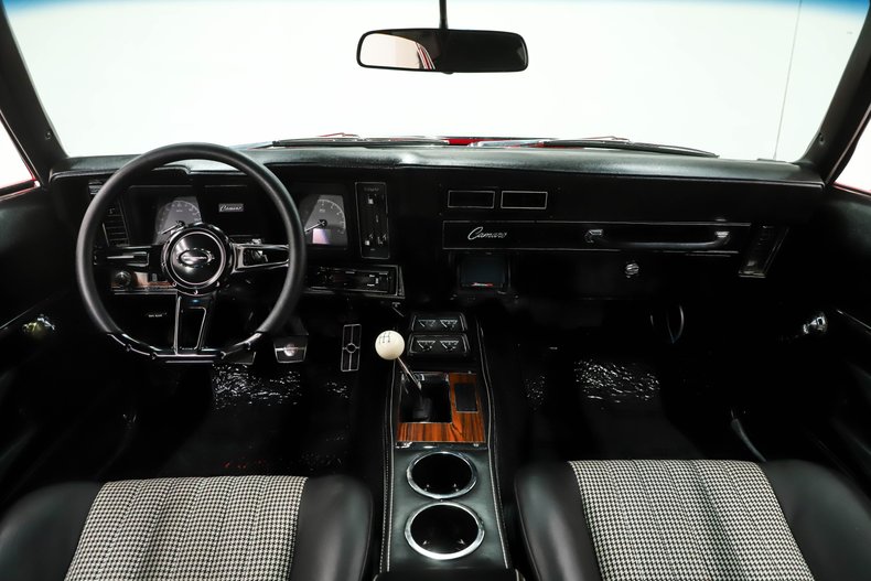 Chevrolet-Camaro-1969-Flame-Red-Black-18