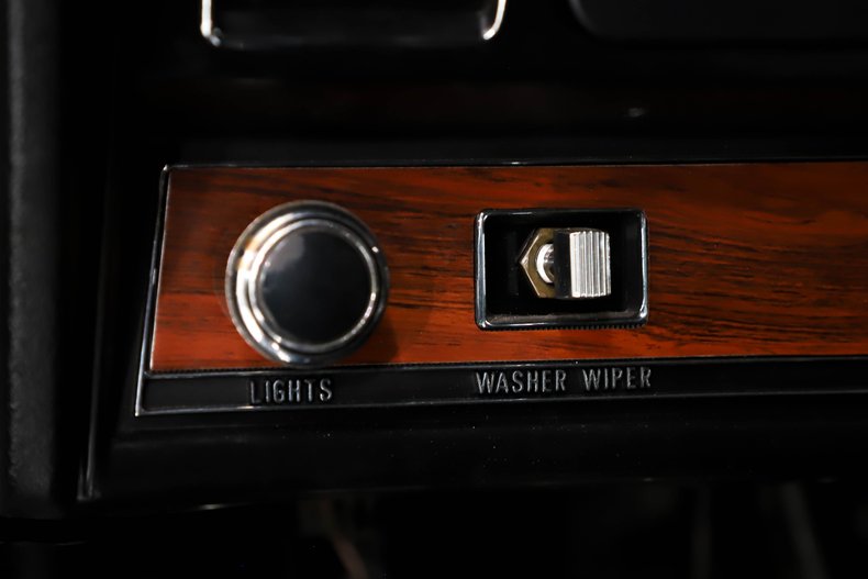 Chevrolet-Camaro-1969-Flame-Red-Black-28