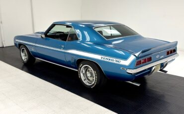Chevrolet-Camaro-1969-Hardtop-2