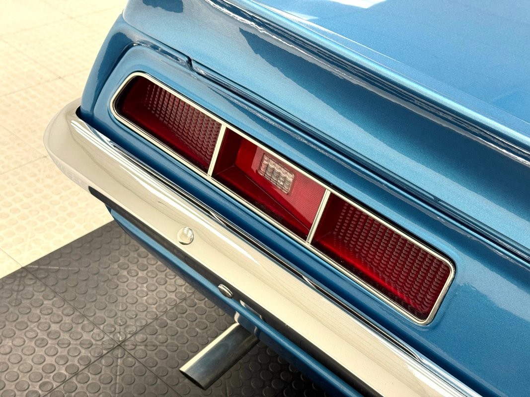 Chevrolet-Camaro-1969-Hardtop-20